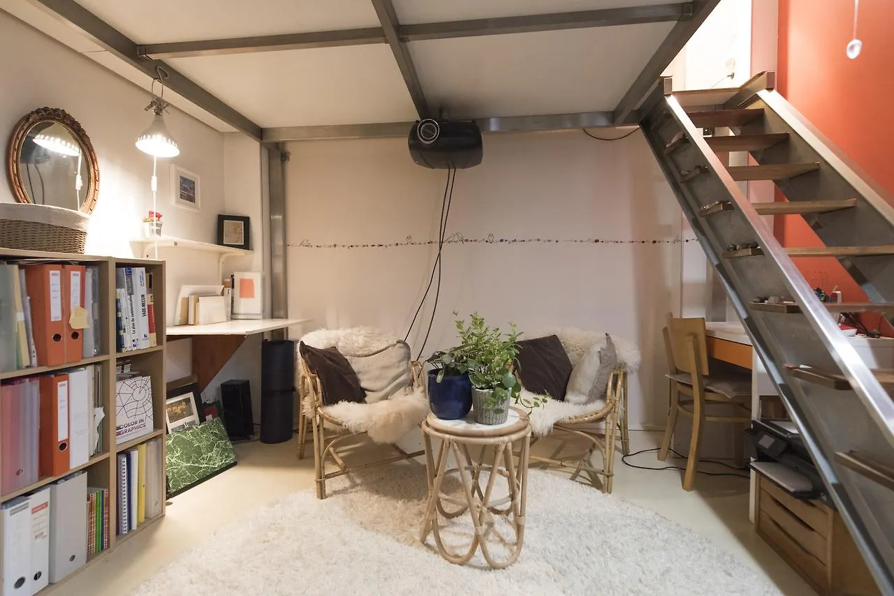 Veeve - Characterful Bastille Hideaway Апартаменты *