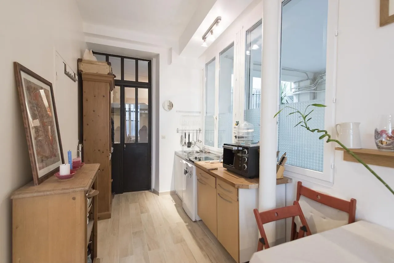 Veeve - Characterful Bastille Hideaway Apartman