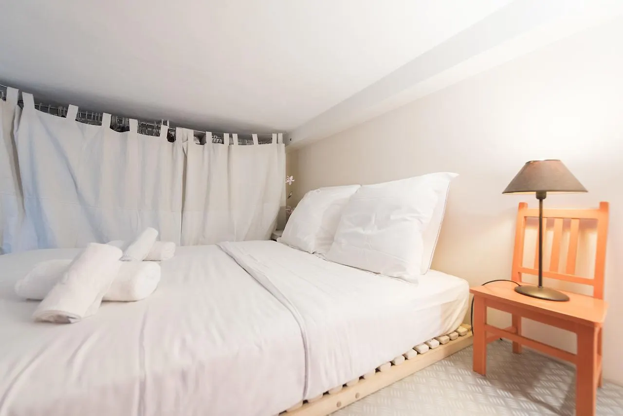 Veeve - Characterful Bastille Hideaway *