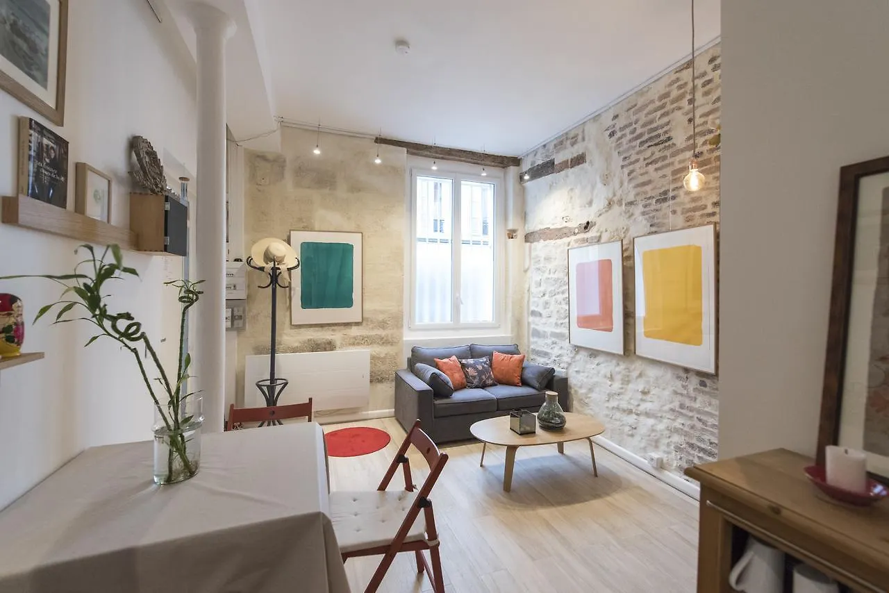 Veeve - Characterful Bastille Hideaway